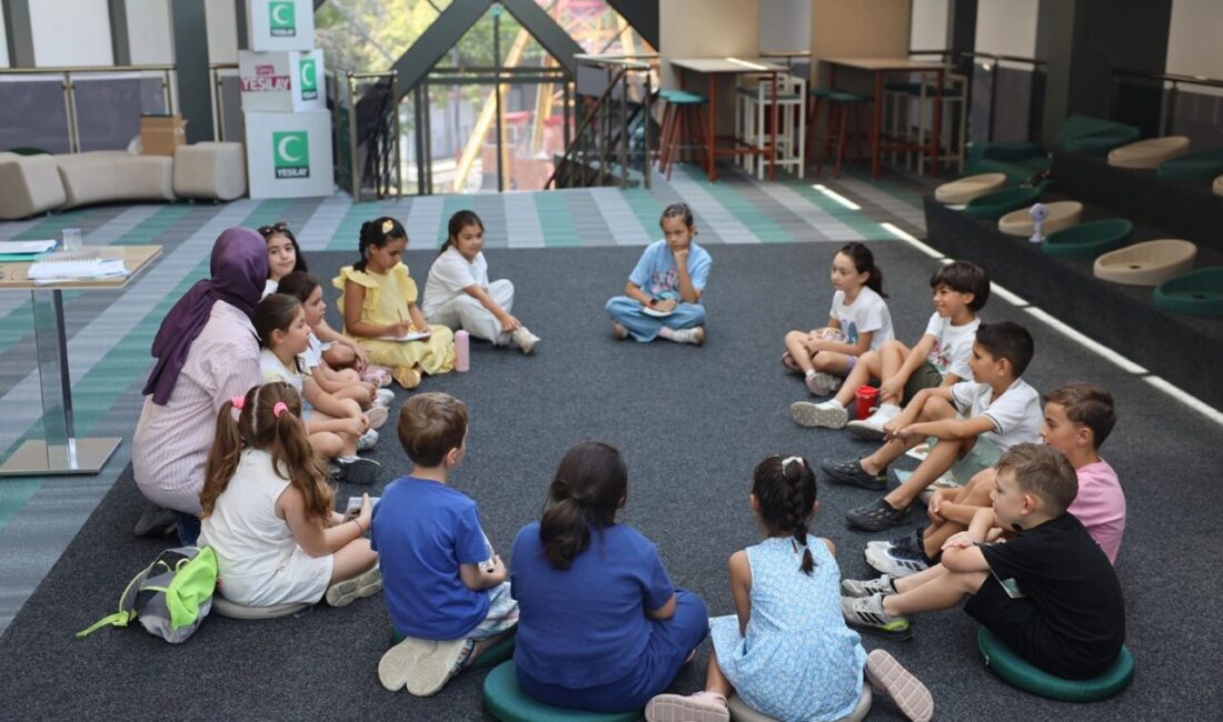 Sakarya Büyükşehir Belediyesi’nin çocukların eleştirel ve yaratıcı düşünme becerilerini geliştirmek
