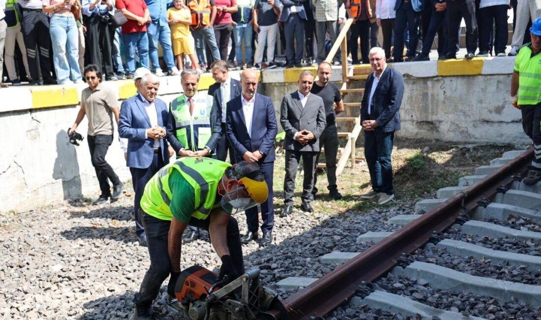 Sakarya’da şehri ikiye ayıran tren raylarını yer altına alacak üzerini