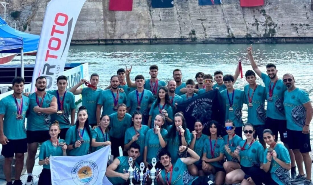 Gaziantep Rumkale’de düzenlenen Dragon Bot Türkiye Şampiyonası’nda Samsun Büyükşehir Spor