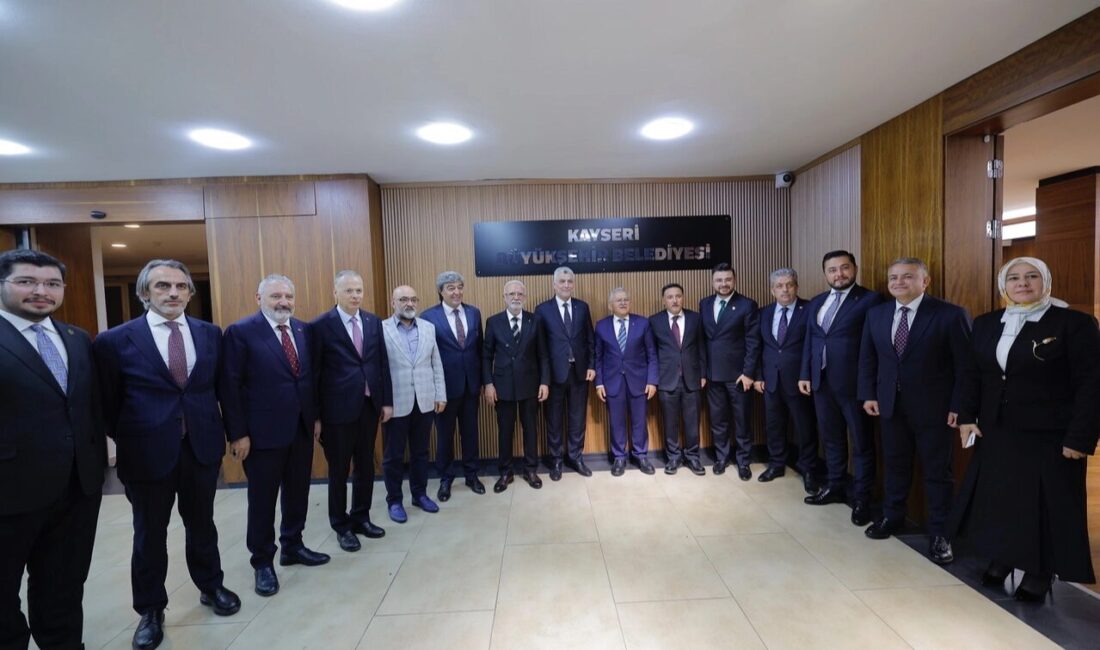 Ticaret Bakanı Prof. Dr. Ömer Bolat, Kayseri Büyükşehir Belediye Başkanı