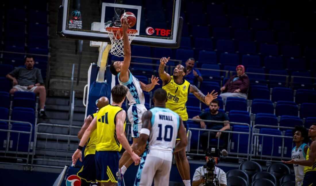 TOFAŞ Basketbol Takımı, yeni sezon hazırlıkları kapsamında oynadığı dördüncü hazırlık