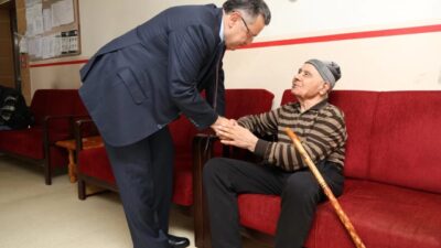 Trabzon Büyükşehir Belediye Başkanı Ahmet Metin Genç, Çamlık Huzurevi Yaşlı