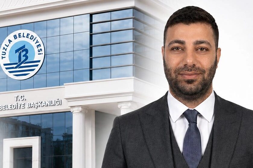 İstanbul'da Tuzla Belediye Başkanı Av. Eren Ali Bingöl, genç ve