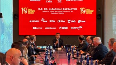 Enerji ve Tabii Kaynaklar Bakanı Alparslan Bayraktar, New York’ta iş