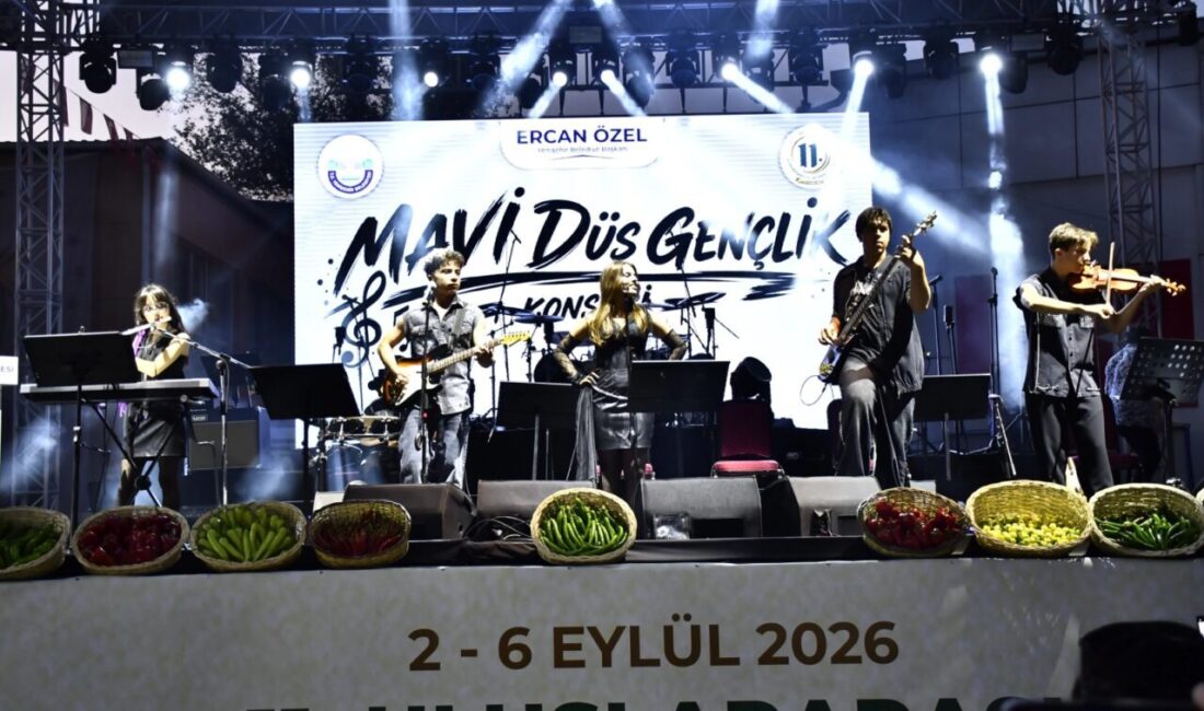 Yenişehir Belediyesi tarafından düzenlenen 11. Uluslararası Altın Biber Festivali’nde Aydilge