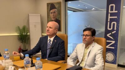 YÖK Başkanı Erol Özvar, üniversite-sanayi iş birliğinin stratejik önemine dikkat
