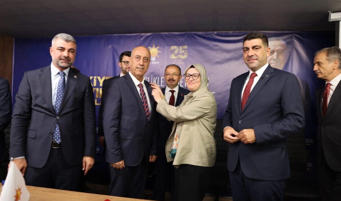 Mardin siyasetinde hareketli saatler yaşandı. Yeniden Refah Partisi Mardin İl