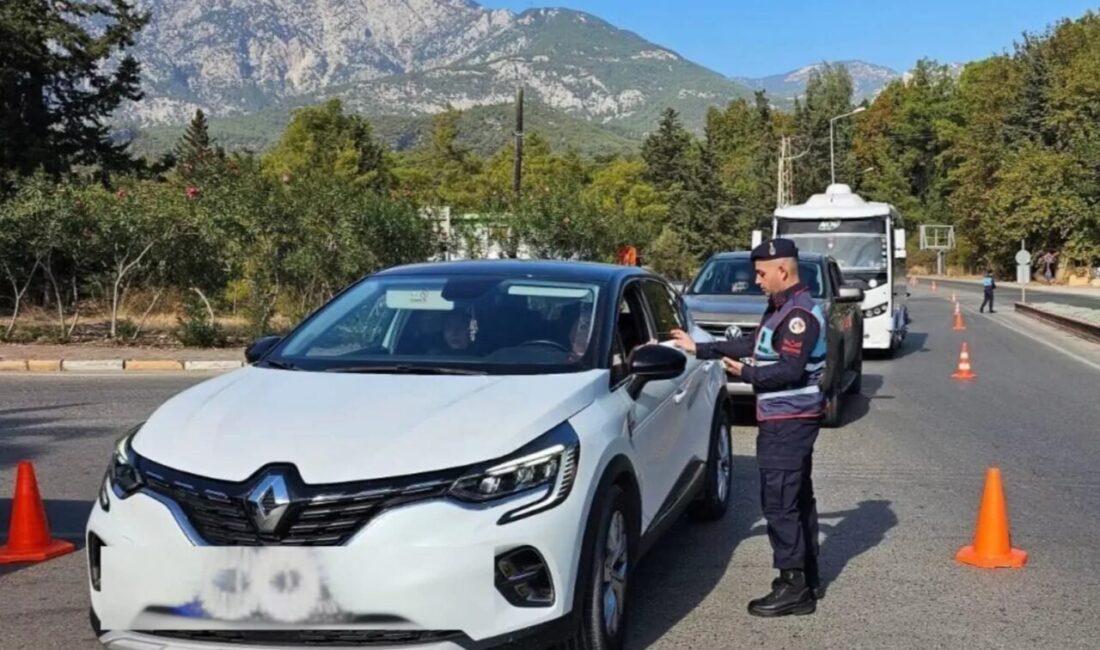 İçişleri Bakanlığı koordinasyonunda ülke genelinde gerçekleştirilen “Aranan Şahıslar Uygulaması”nda, haklarında