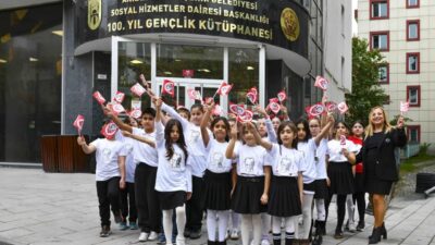 Ankara Büyükşehir Belediyesi, 29 Ekim Cumhuriyet Bayramı kapsamında ilkokul öğrencilerini