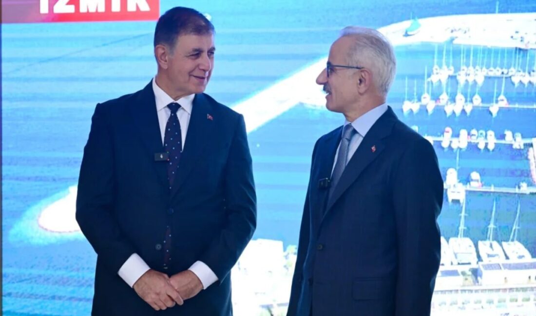 İzmir Büyükşehir Belediye Başkanı Dr. Cemil Tugay, Ulaştırma ve Altyapı