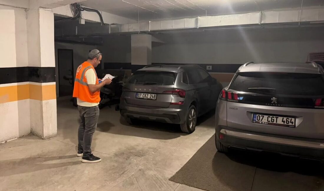 Antalya'da Muratpaşa Belediyesi, olası afet ve acil durumlarda can güvenliğini