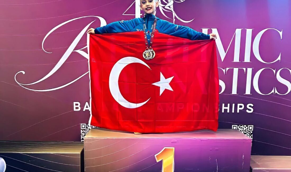 Muratpaşa Belediyespor'un milli sporcusu Asel Lina Şahin, İstanbul'da 8-11 Ekim