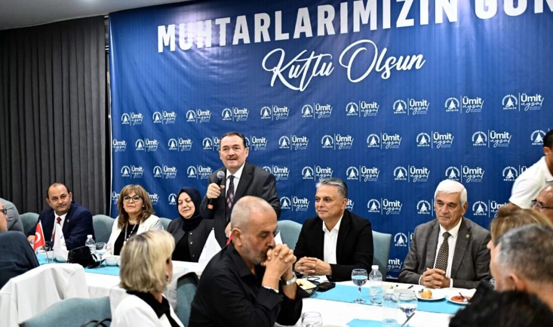 Antalya Muratpaşa Belediye Başkanı Ümit Uysal, 19 Ekim Muhtarlar Günü dolayısıyla