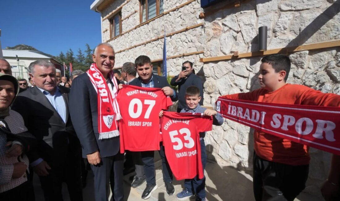 Kültür ve Turizm Bakanı Mehmet Nuri Ersoy, Antalya’nın İbradı ilçesinde