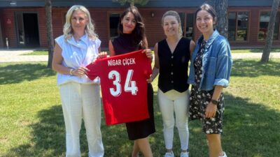 Almanya’da yaşayan Türk kökenli genç kadın futbolcuların keşfedilmesi ve Türkiye