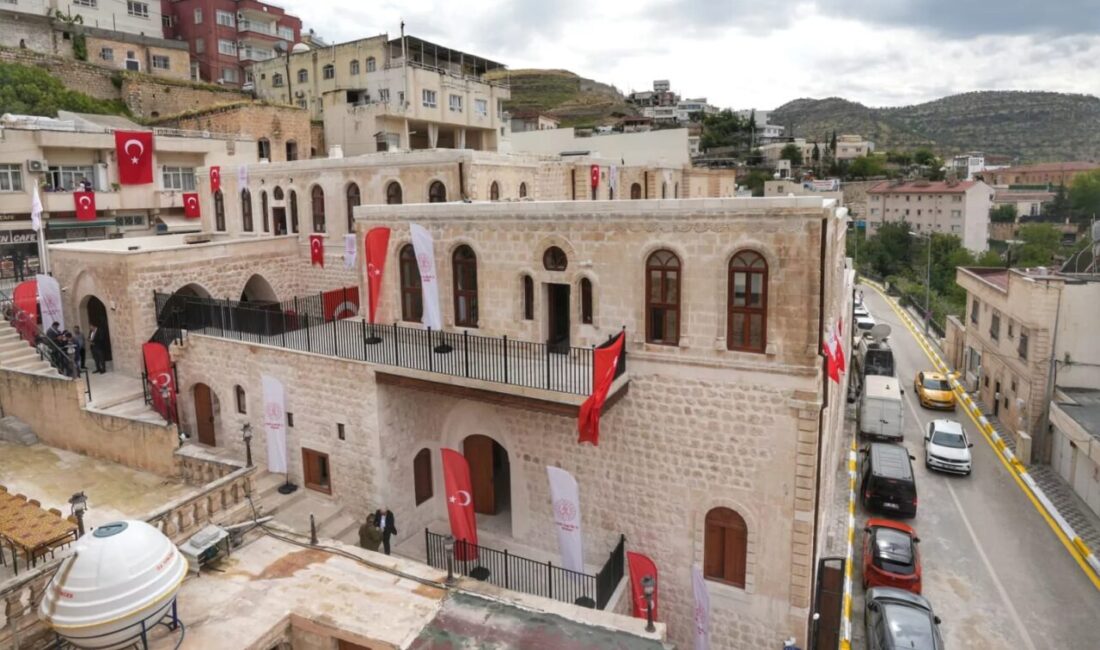 Kültür ve Turizm Bakanı Mehmet Nuri Ersoy, Nobel ödüllü bilim