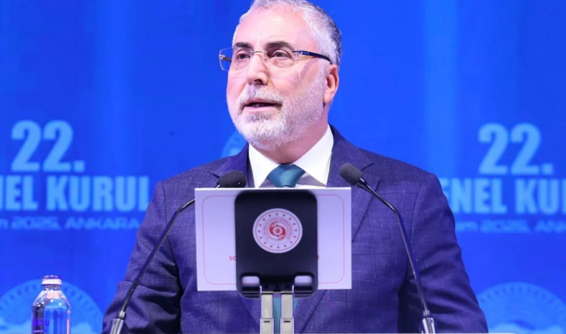 Çalışma ve Sosyal Güvenlik Bakanı Vedat Işıkhan, TESK 22. Olağan