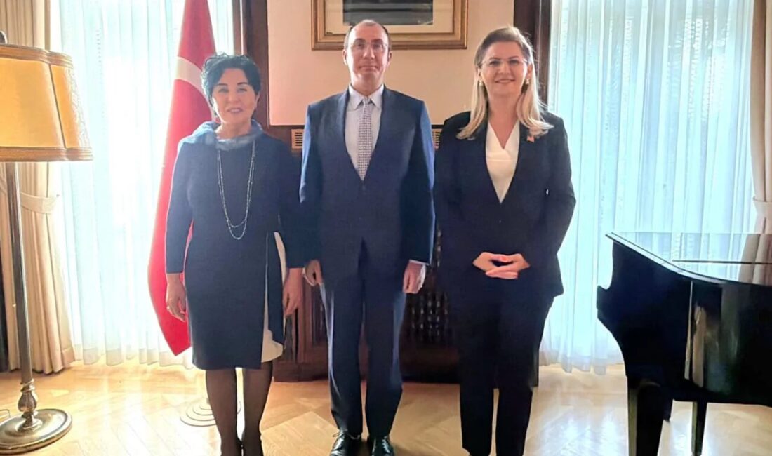 Bakırköy Belediye Başkanı Doç. Dr. Ayşegül Ovalıoğlu, kardeş belediye Reinickendorf’u