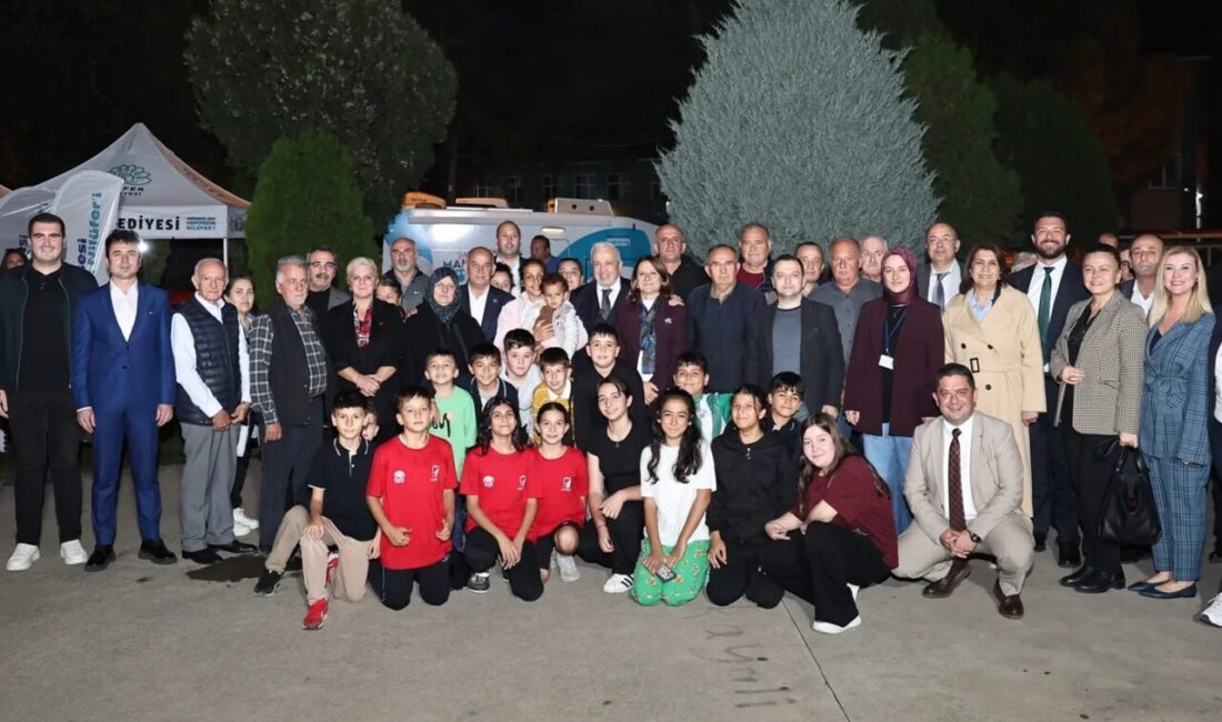 Bursa'da Nilüfer Belediye Başkanı Şadi Özdemir, “Şadi Başkan’la Akşam Çayı”