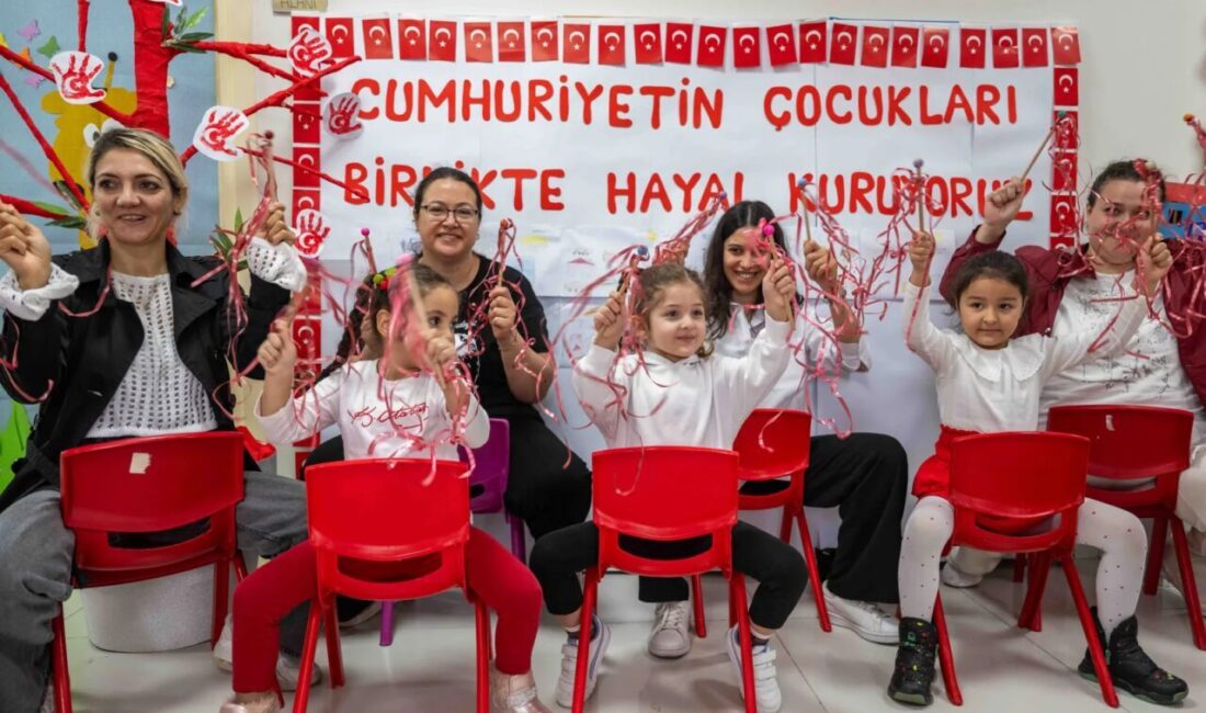 Bornova Belediyesi, 29 Ekim Cumhuriyet Bayramı kutlamalarına çocukların başrolde olduğu