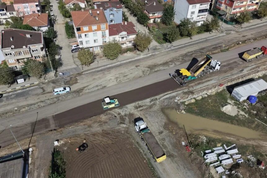 Tekirdağ Büyükşehir Belediyesi, kent genelinde ulaşım altyapısını güçlendirmek, vatandaşların günlük