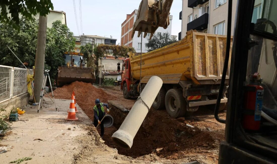 Bursa Büyükşehir Belediyesi, Osmangazi ilçesinin Hüdavendigar Mahallesi’nde altyapı güçlendirme çalışmaları