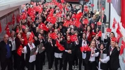 Bursa Olgunlaşma Enstitüsü, Cumhuriyetimizin 103. kuruluş yıl dönümünü düzenlediği anlamlı