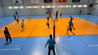 Bursa Yenişehir Belediyespor Erkek Voleybol Takımı, yeni sezona damga vuran