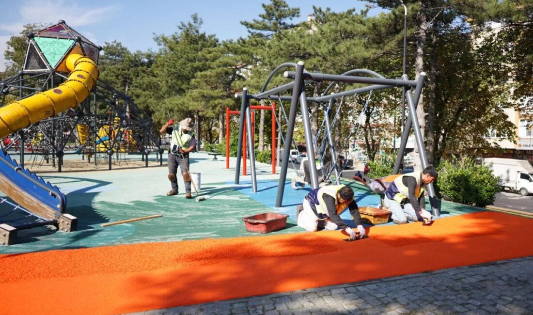 Bursa Yıldırım Belediyesi, kış mevsimi öncesi ilçedeki parklardaki bakım ve