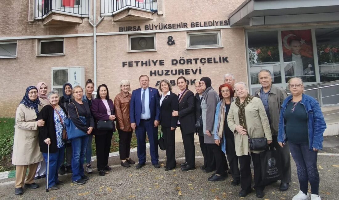 TÜED Uludağ Şubesi, Yaşlılar Haftası'nda Fethiye Dörtçelik Huzurevini ziyaret etti.