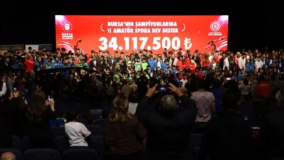 Bursa Büyükşehir Belediyesi tarafından düzenlenen ‘Amatör Spor Kulüplerine Destek ve