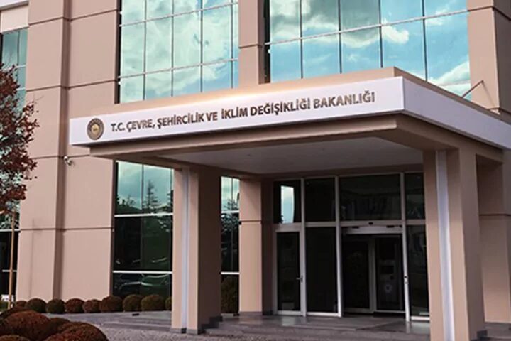Çevre, Şehircilik ve İklim Değişikliği Bakanlığı, çevre yönetimi hizmetlerine ilişkin