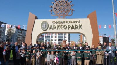 Çorum Belediyesi tarafından hayata geçirilen Arkeopark, düzenlenen törenle hizmete açıldı.