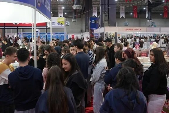 Denizli Büyükşehir Belediyesi ev sahipliğinde ilk kez düzenlenen Denizli TÜYAP