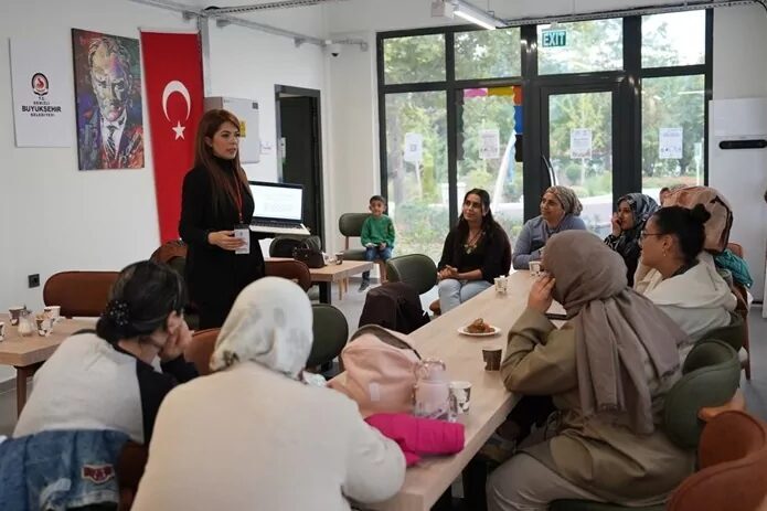Denizli Büyükşehir Belediyesi, kadınların koruyucu sağlık hizmetlerine erişimini artırmak ve
