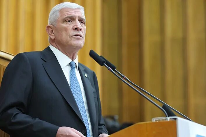 İYİ Parti Genel Başkanı Müsavat Dervişoğlu, partisinin TBMM'deki grup toplantısındai