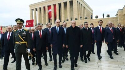 Cumhurbaşkanı Recep Tayyip Erdoğan, Türkiye Büyük Millet Meclisi Başkanı Numan