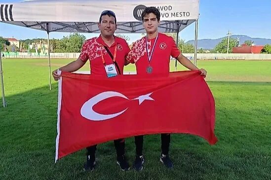 Türkiye şampiyonluğu, Balkan ikinciliği ve Avrupa Şampiyonası’ndaki final başarısıyla adından