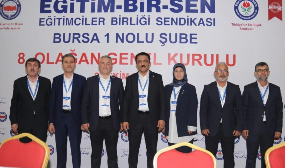 Eğitim-Bir-Sen Bursa 1 Nolu Şubesi’nin 8. Olağan Genel Kurulu, üyelerin