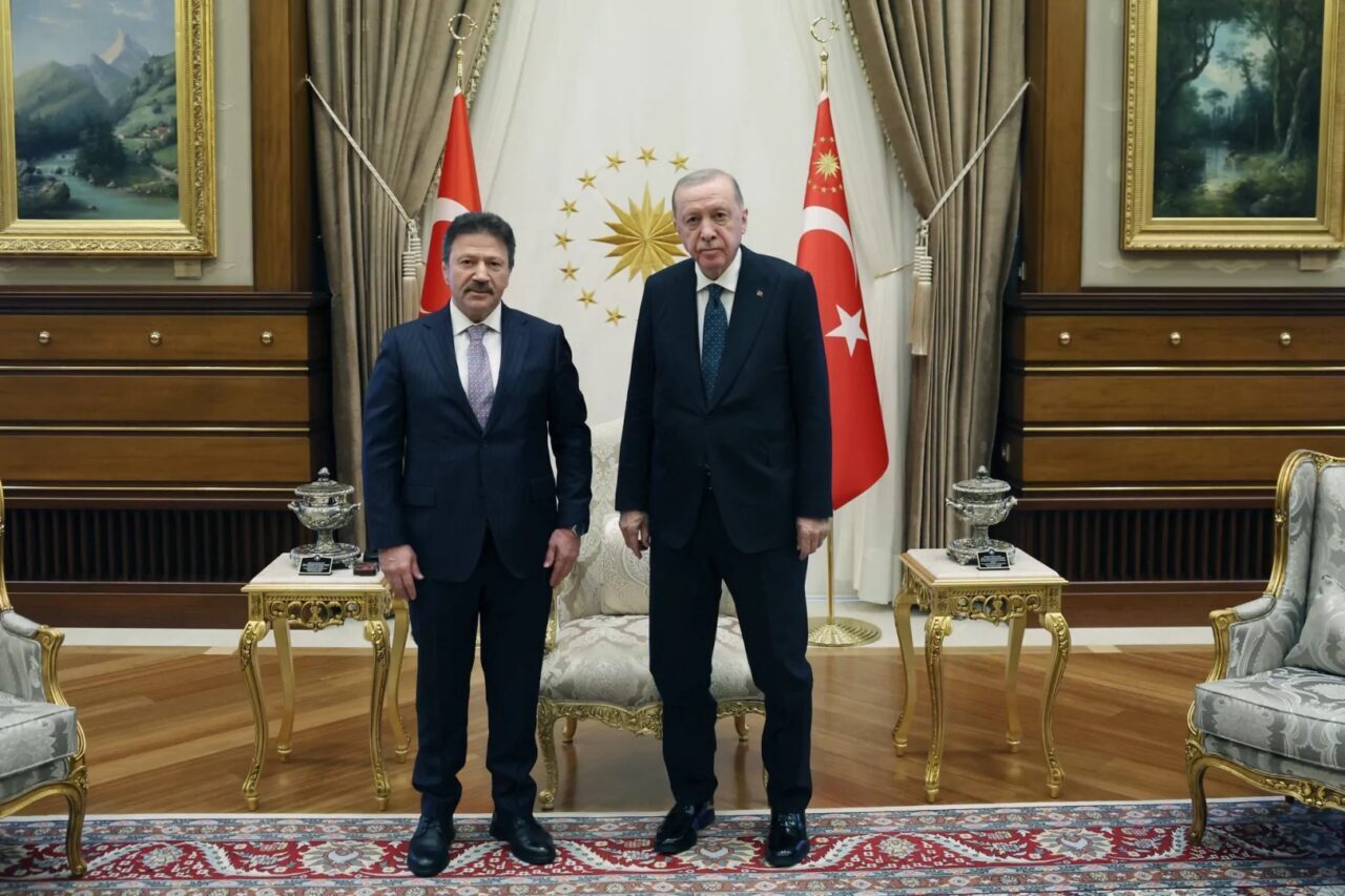 TESK Genel Başkanı Mehmet Yiğiner, Cumhurbaşkanı Recep Tayyip Erdoğan’ı Cumhurbaşkanlığı