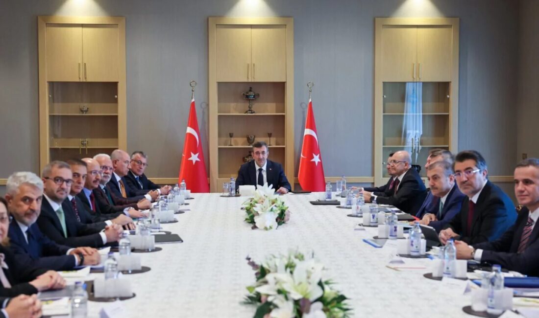 İkinci Fon Kurulu Toplantısı, Cumhurbaşkanı Yardımcısı Cevdet Yılmaz başkanlığında gerçekleştirildi.