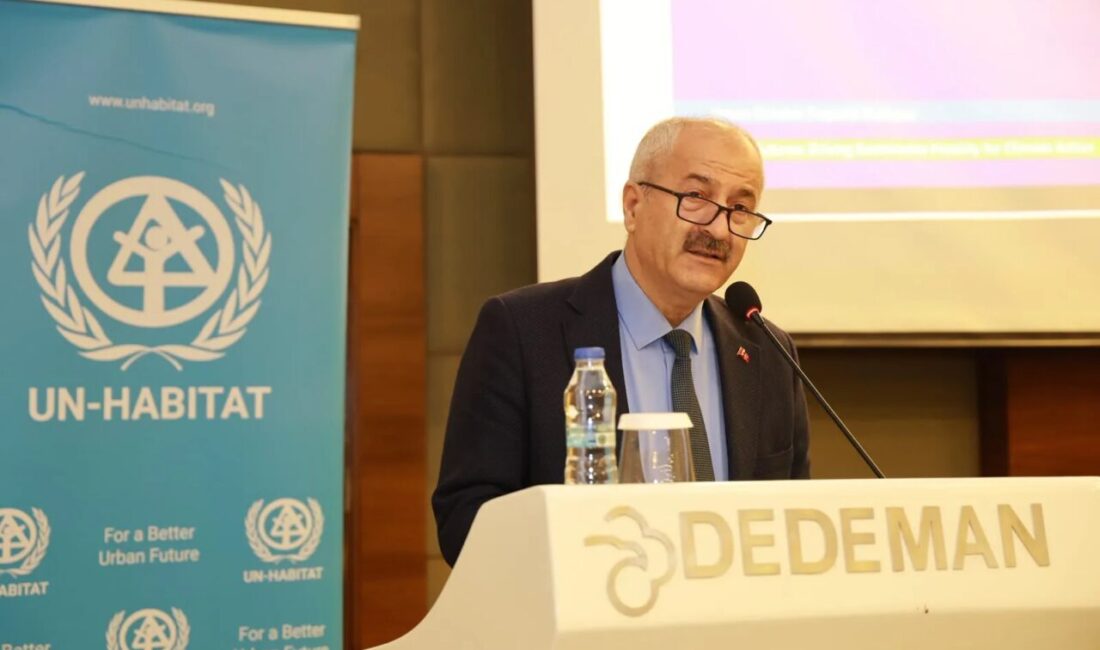 Gebze Belediye Başkanı Zinnur Büyükgöz, İstanbul’da düzenlenen “Kentlerin Geleceği: İklim