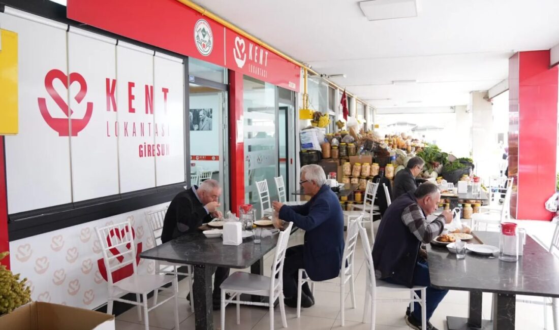 Giresun Belediyesi’nin sosyal belediyecilik anlayışıyla hizmete sunduğu Kent Lokantası, ikinci