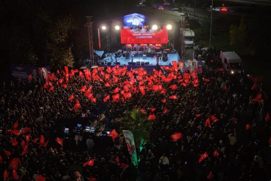 Tekirdağ Büyükşehir Belediyesi tarafından üniversite öğrencilerinin kente uyum sağlamaları ve