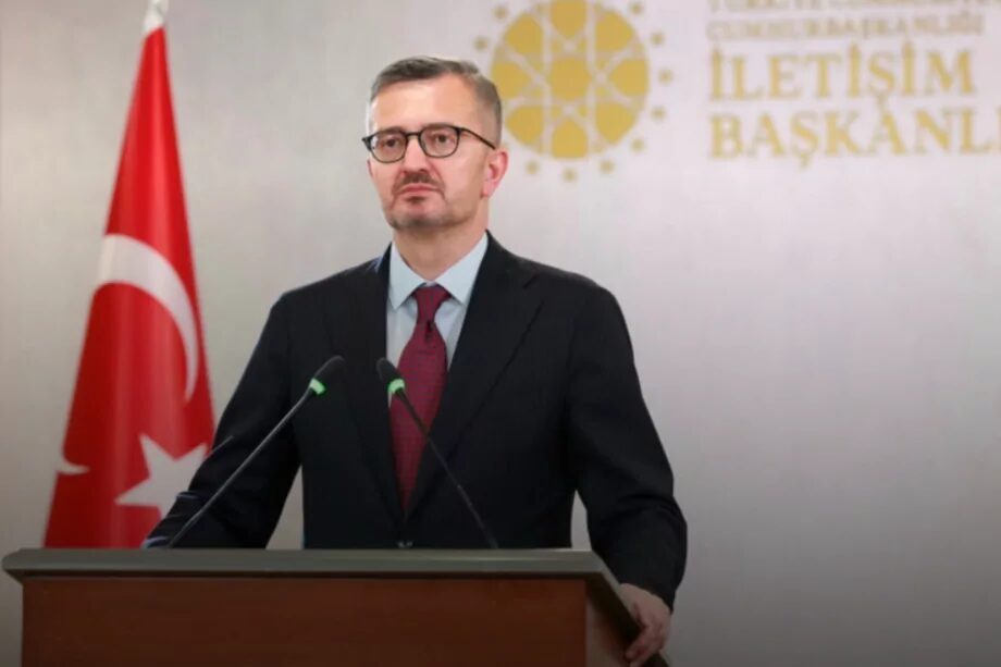 Cumhurbaşkanlığı İletişim Başkanı Burhanettin Duran, İstanbul ve Antalya'daki şiddetli yağışlar