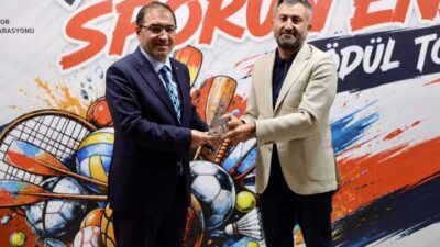AK Parti Ağrı İl Başkanı Yıldız, Sporun Enleri Ödül Töreni’nde