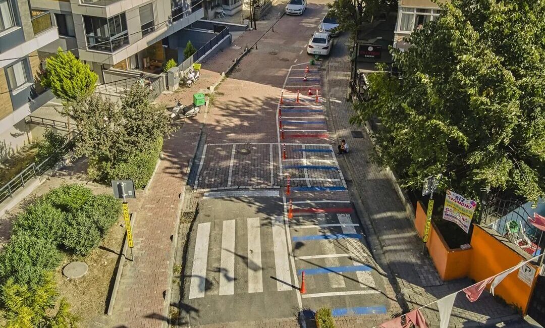 İstanbul’da yürütülen “Güvenli İlkokul Bölgeleri Projesi” kapsamında, Küçükçekmece, Sultangazi ve