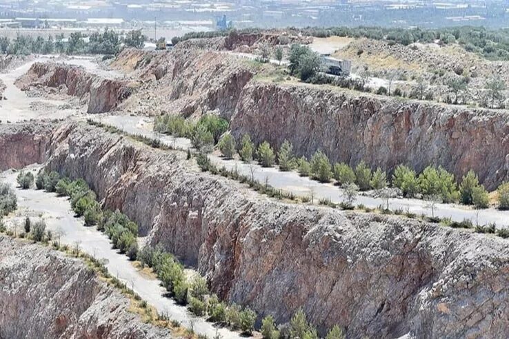 Büyükşehir Belediyesi, kaçak dökümleri önlemek için denetimli depolama ve ağaçlandırma