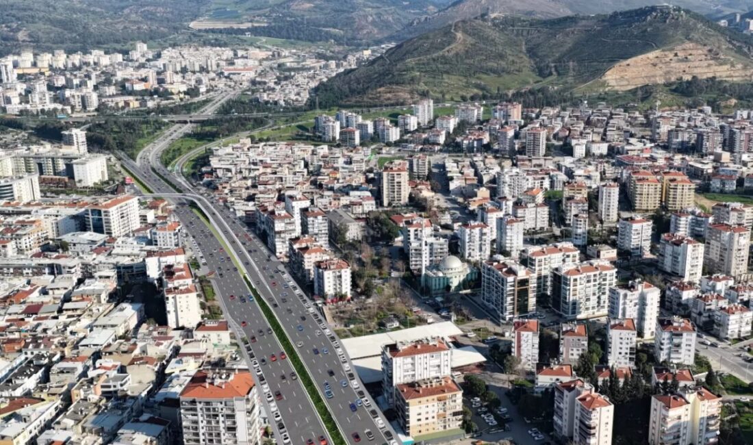 İzmir Büyükşehir Belediyesi, Girne Bulvarı ile Nazım Hikmet Bulvarı arasında