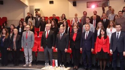 Dokuz Eylül Üniversitesi (DEÜ) ev sahipliğinde, Cumhuriyet Bayramı kutlamaları kapsamında